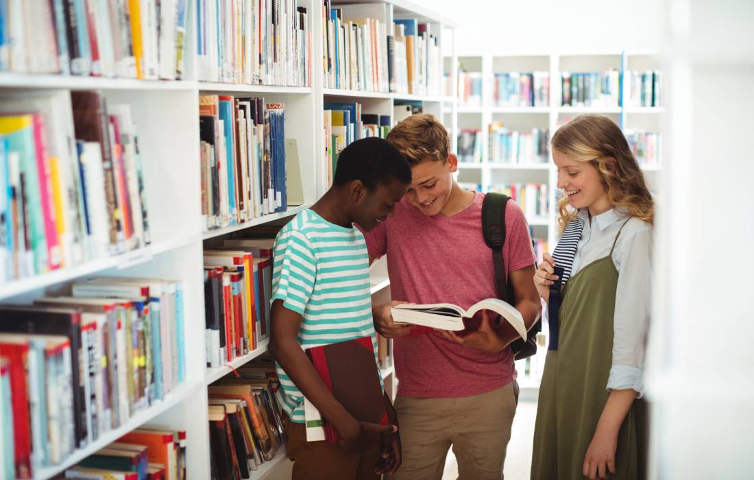 Por qué es beneficioso que los niños vayan a la biblioteca - CSC